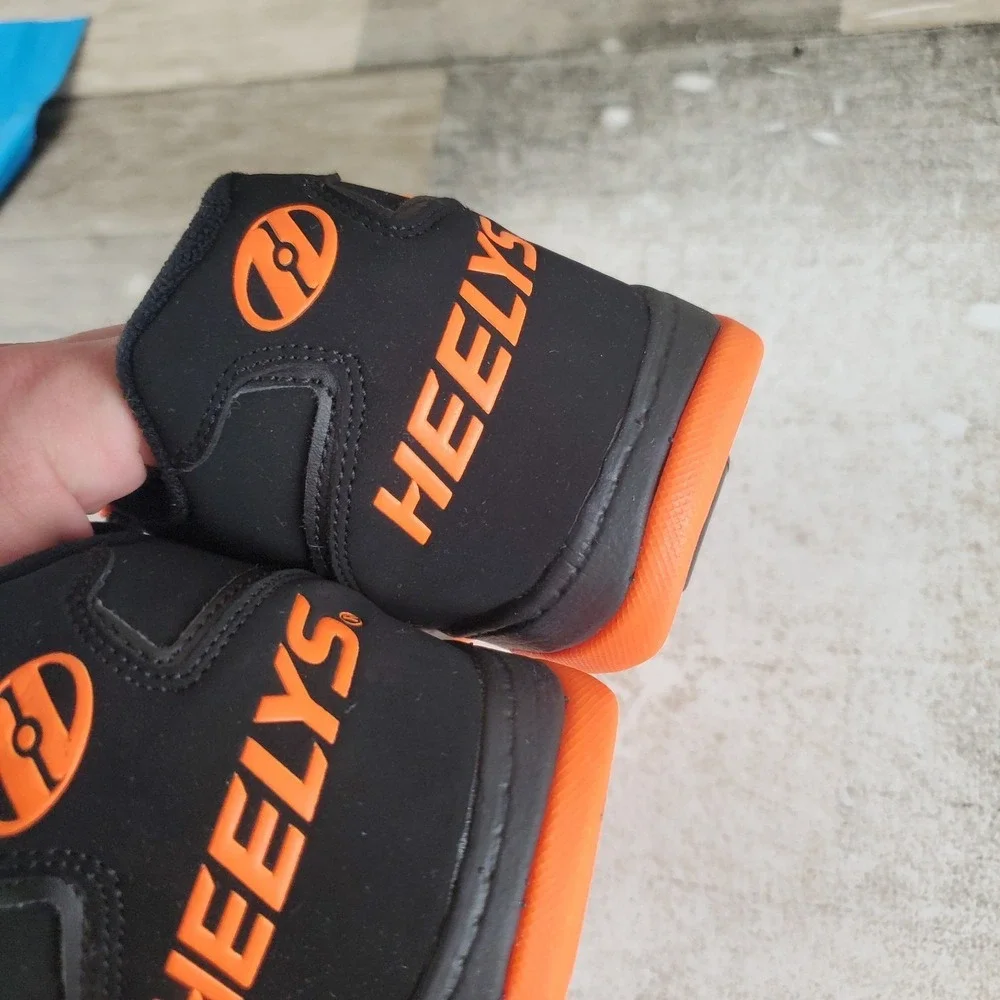 Heelys Propel‎ 2.0 Youth Skate Shoes Sz 4 Black Orange Leather Lace Up *no caps*